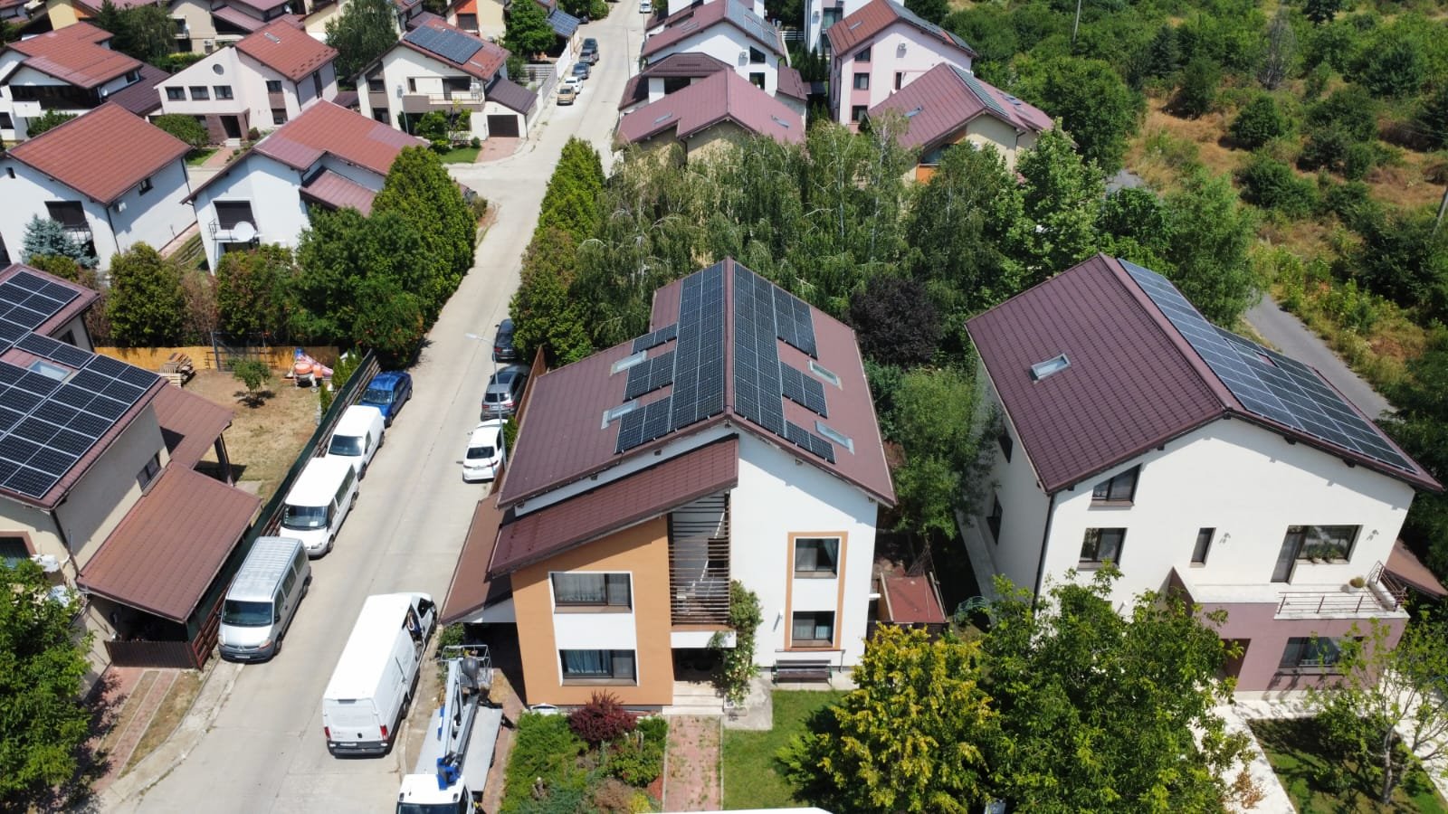 Progetto fotovoltaico industriale con batterie di accumulo